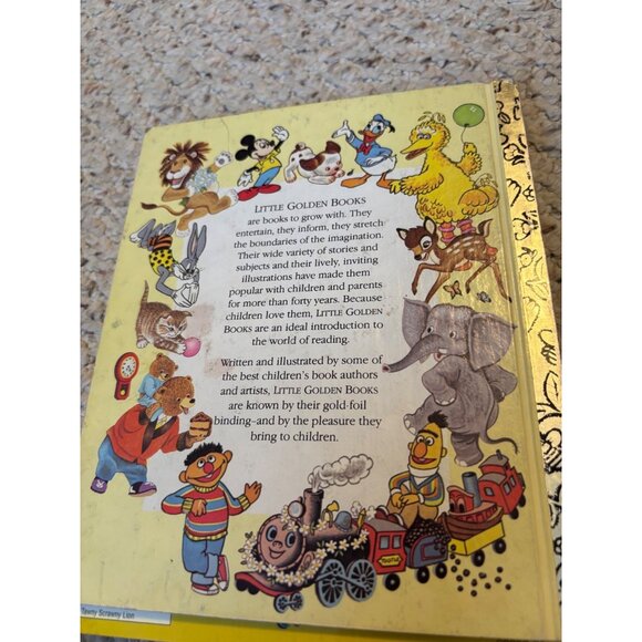 Lot of 4 vintage Golden Books Bambi, 3 Little Pigs, Tawny Scrawny Lion, Night Be - Picture 10 of 13